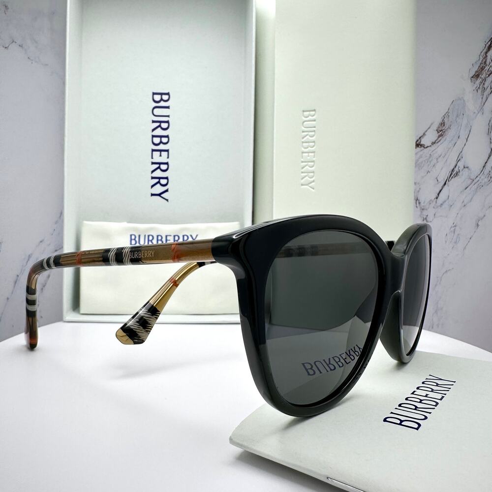 New Burberry Sunglasses Black Front Round Pantos Frame Checkered Arms Gray Lens